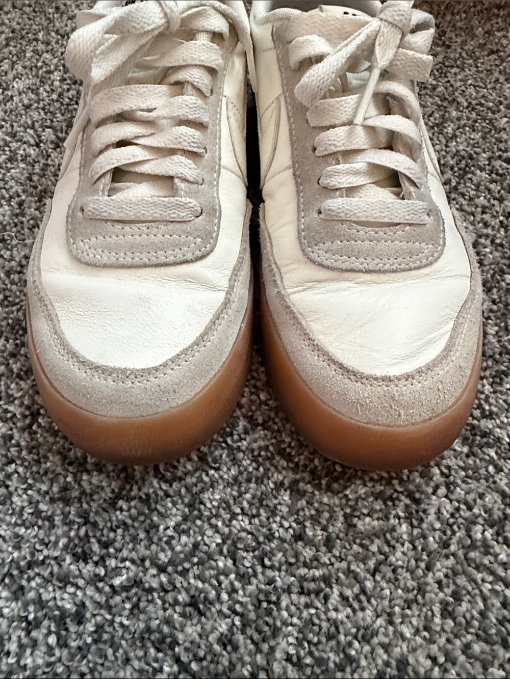 Nike killshot 2White & Gum Low-Top Sneaker - Picture 3 of 7